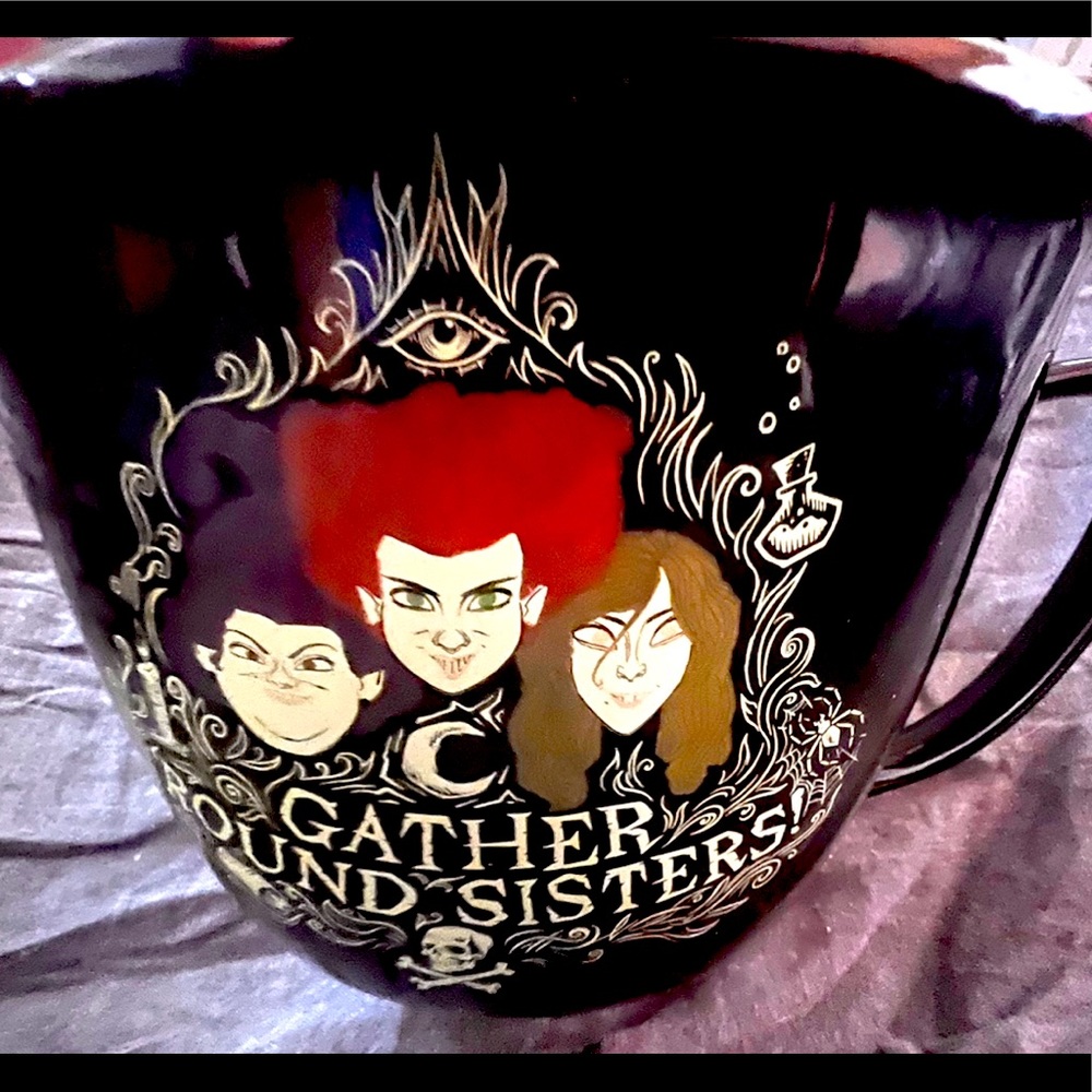 **NEW** HOCUS POCUS MIXING BOWL